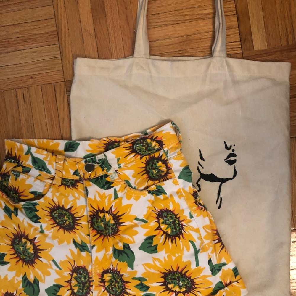 American Apparel Sunflower Shorts